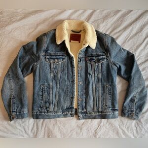 Levis Denim Jacket with Sherpa Lining